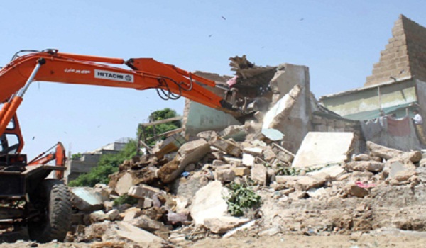 Anti-encroachment operation begins in Multan